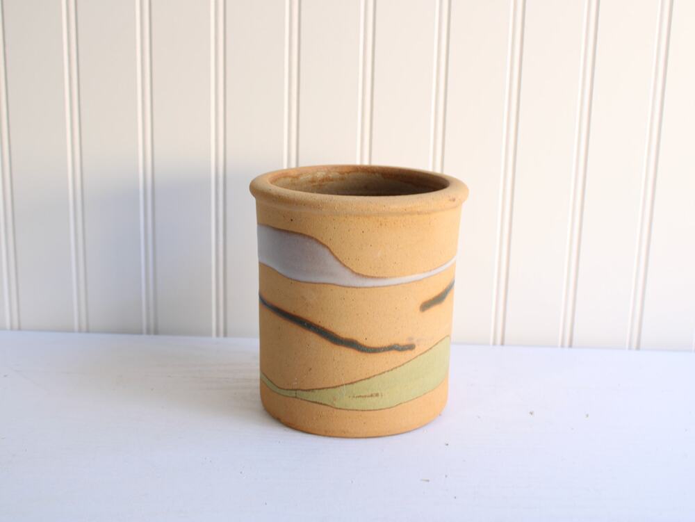 Madocrusa Stoneware Collectibles & Art Pottery Vase 5" Abstract Colorful Crock